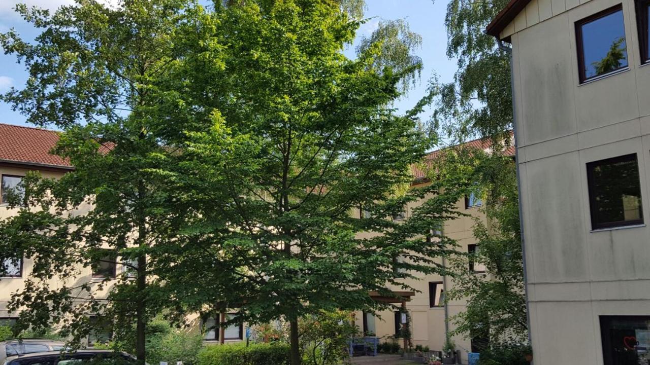 Хостел Jugendgastehaus Lichterfelde Берлін Екстер'єр фото